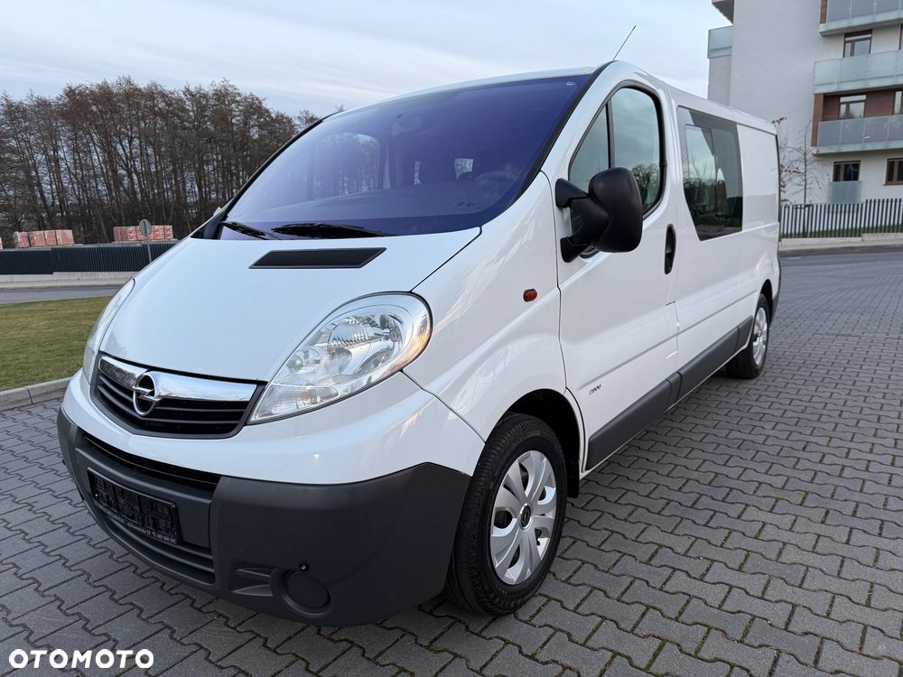 Opel Vivaro L2H1 2.9t