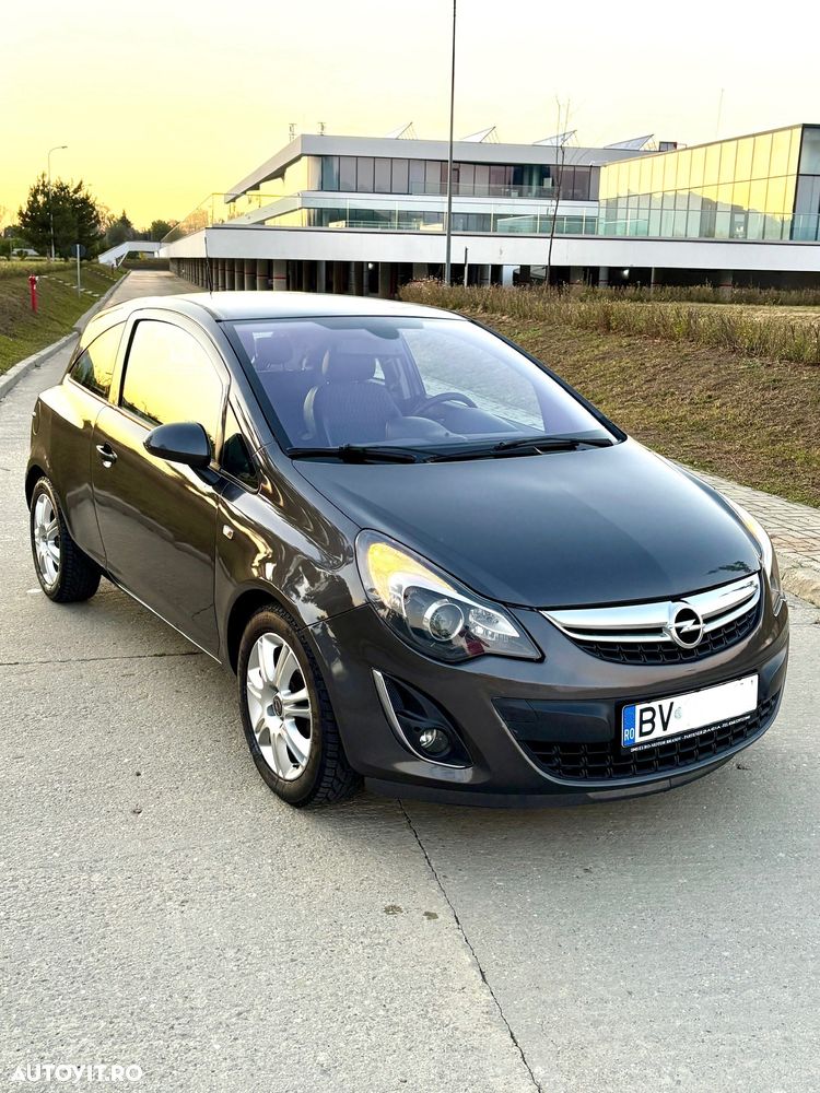 Opel Corsa 1.4 Sport - 1
