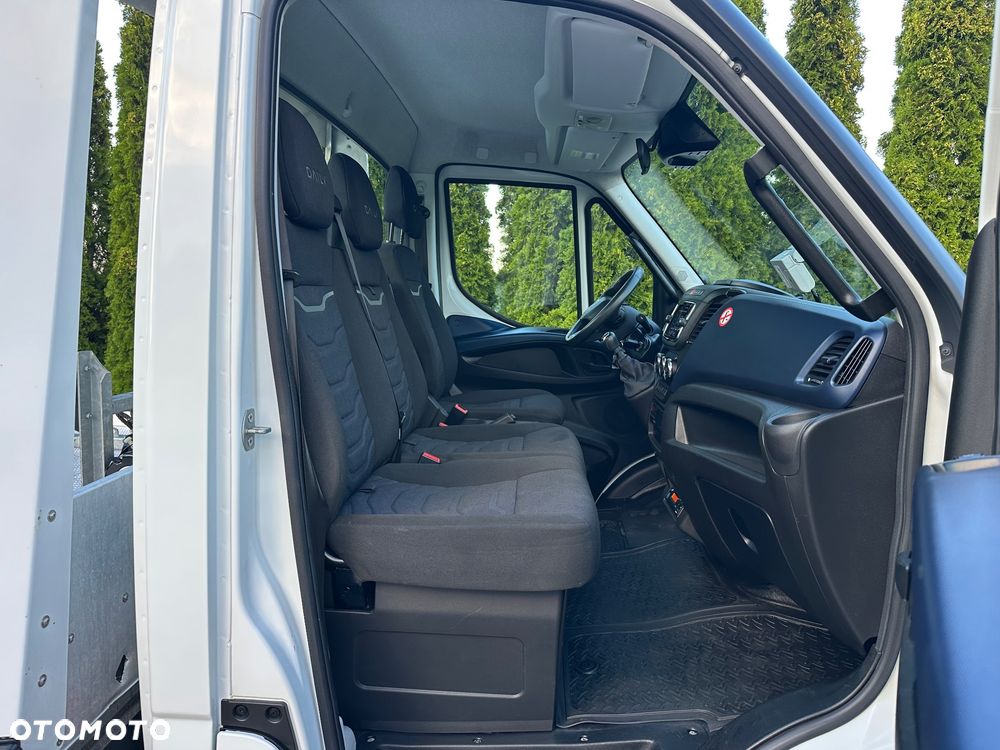 Iveco DAILY / 72-180 / HYDRAULICZNA ZABUDOWA / 42 TYS.KM. / LAWETA / - 27