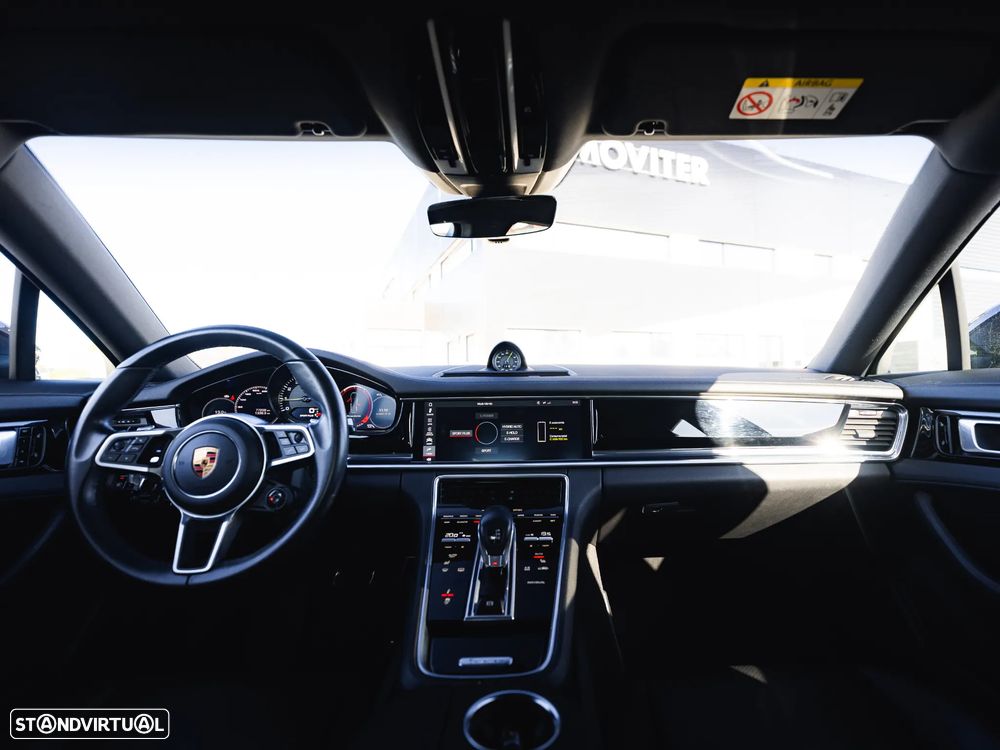 Porsche Panamera 4 E-Hybrid - 13