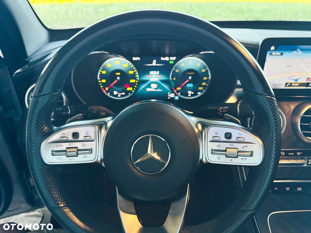 Mercedes-Benz GLC - 15