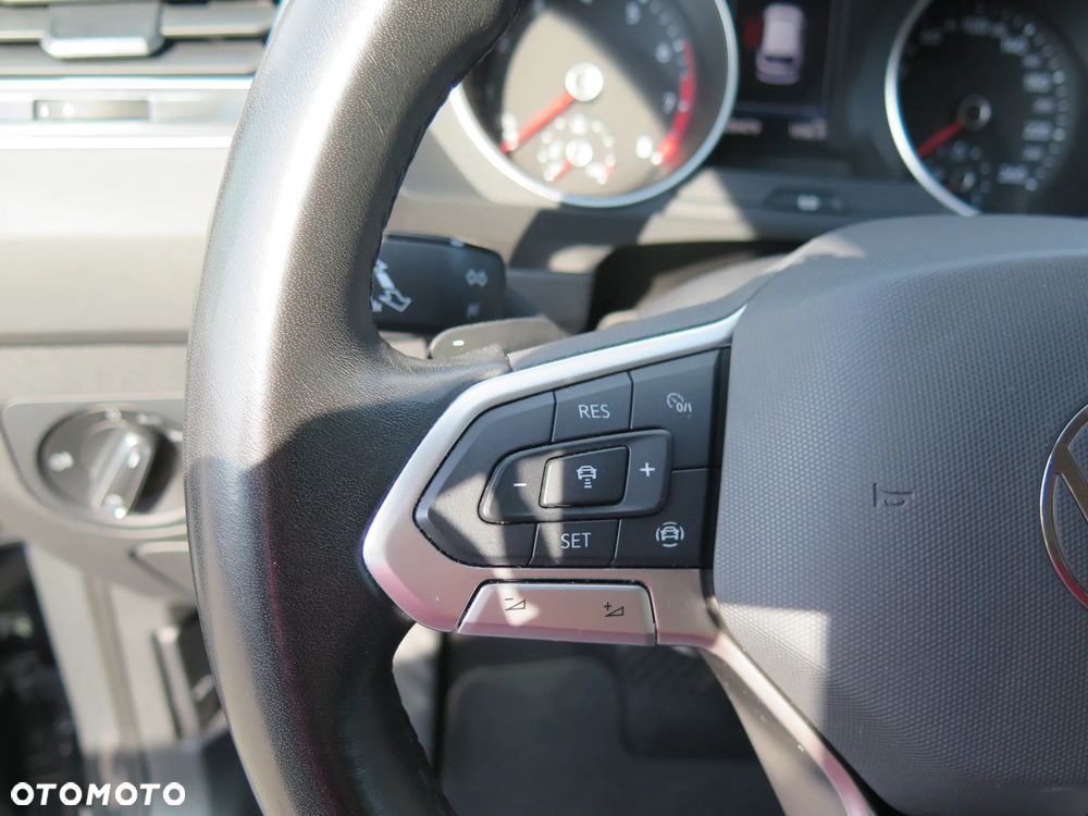 Volkswagen Tiguan - 20