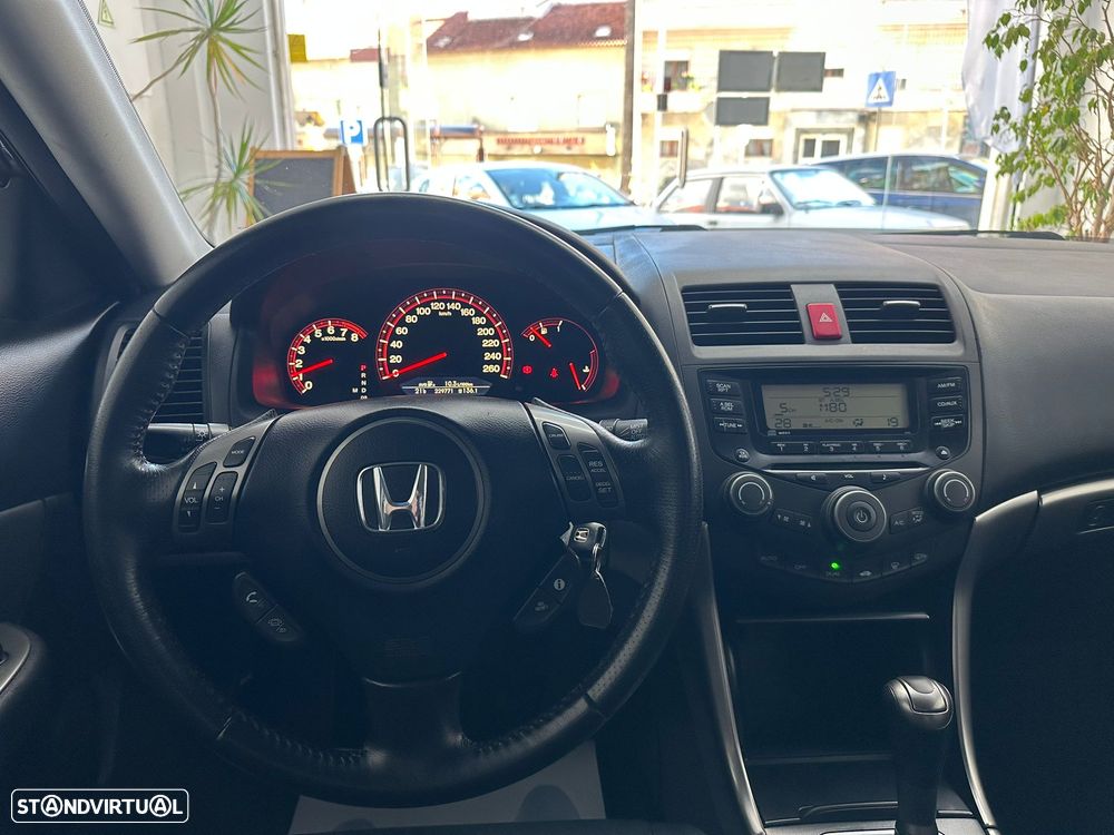 Honda Accord 2.0 Sport Auto. - 12