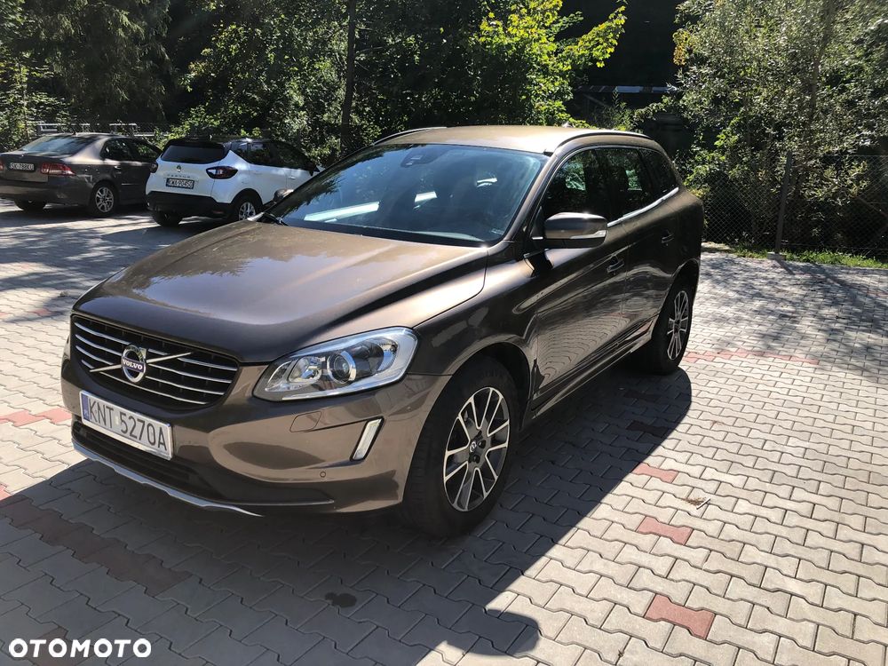Volvo XC 60 D4 Drive-E Momentum - 3