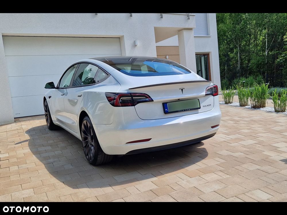 Tesla Model 3 Performance AWD - 4