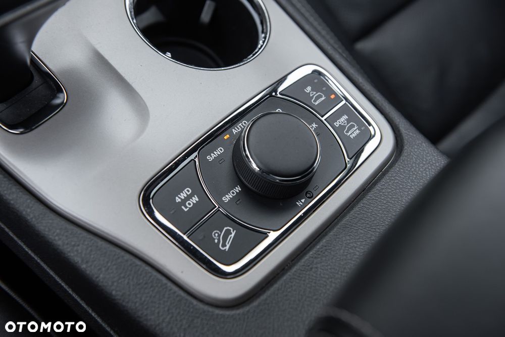 Jeep Grand Cherokee 3.0 V6 Multijet 4WD Automatik Overland - 29