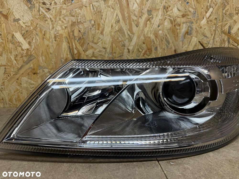 SKODA OCTAVIA 2 II BI XENON LIFT SKRĘTNY KOMPLETNA LEWA LAMPA 1Z1941015G - 23
