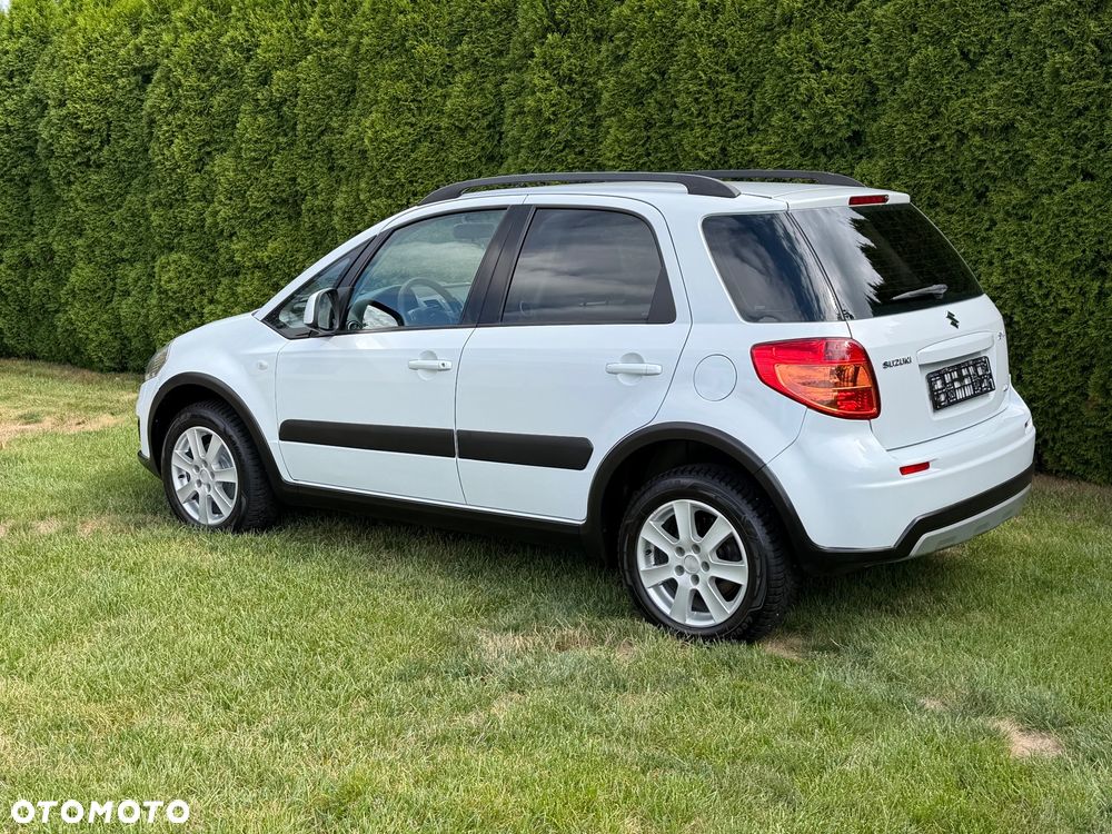 Suzuki SX4 - 10
