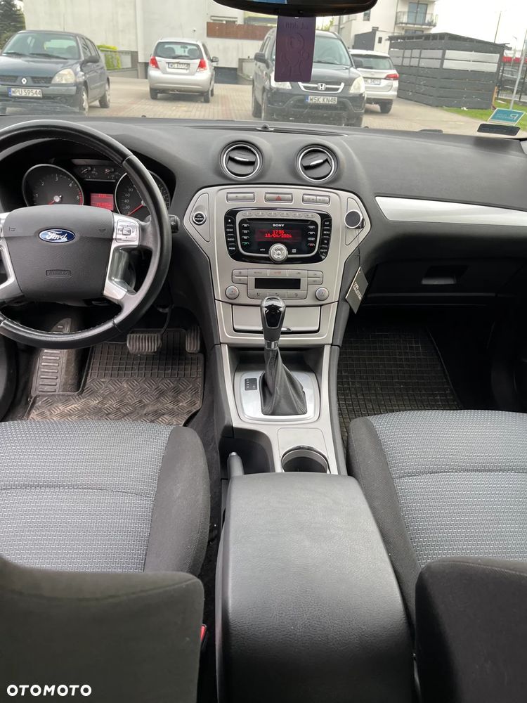 Ford Mondeo 2.0 TDCi Ambiente - 5
