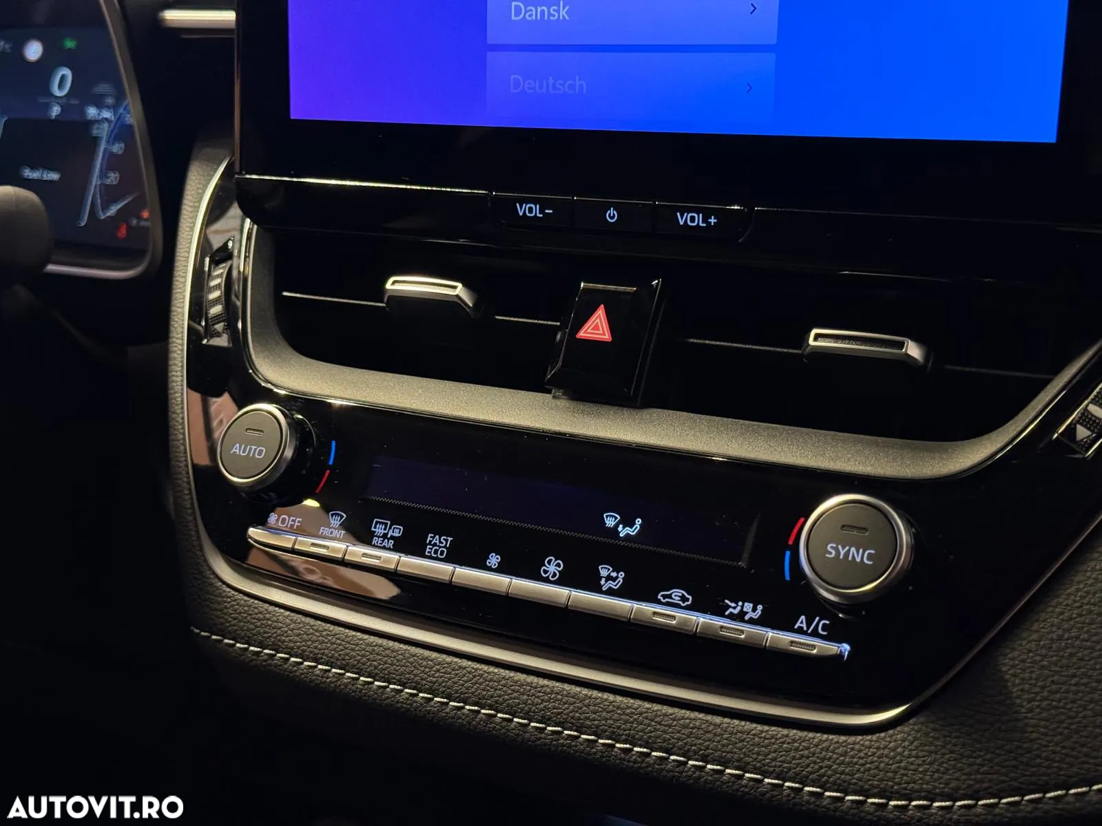 Toyota Corolla 1.8 HSD Dynamic - 13