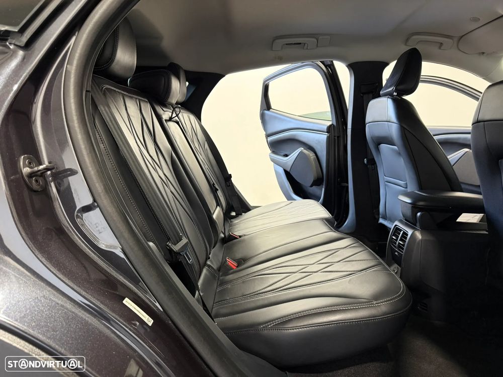 Ford Mustang Mach-E Standard - 43