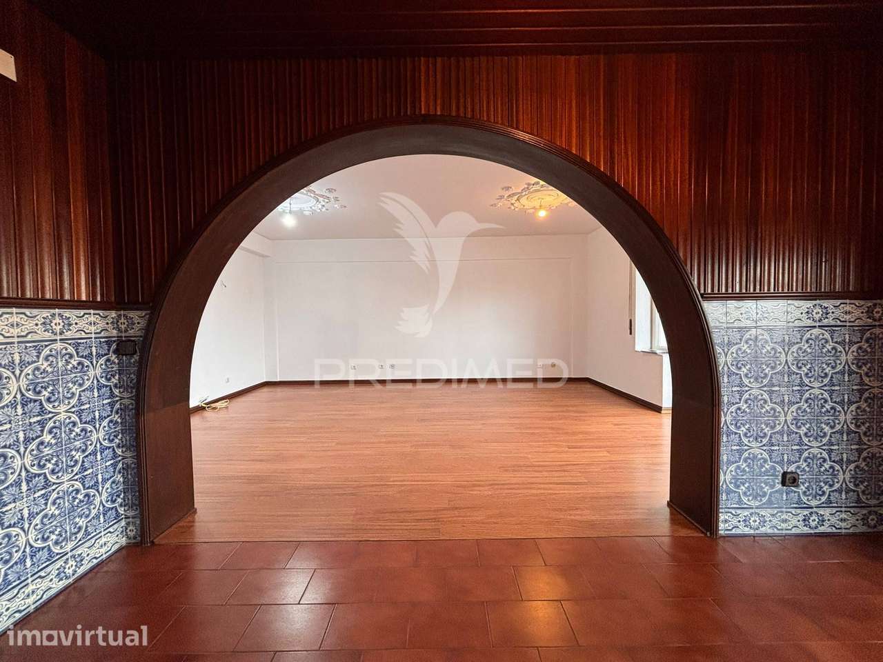 Apartamento T3 central para arrendamento - Grande imagem: 4/26