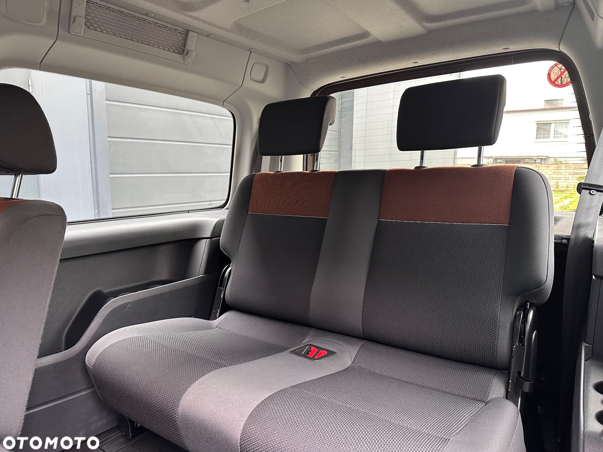 Volkswagen Caddy - 11