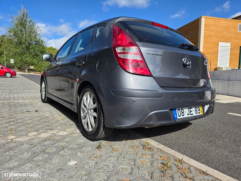 Hyundai i30 1.4 CVVT Blue Comfort - 17