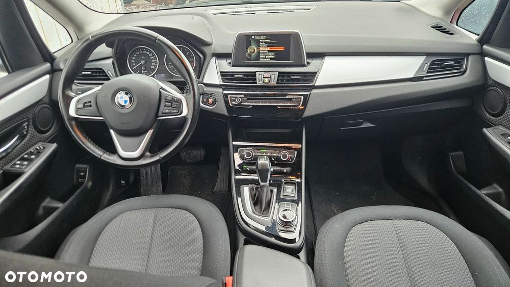 BMW Seria 2 218d GT - 8