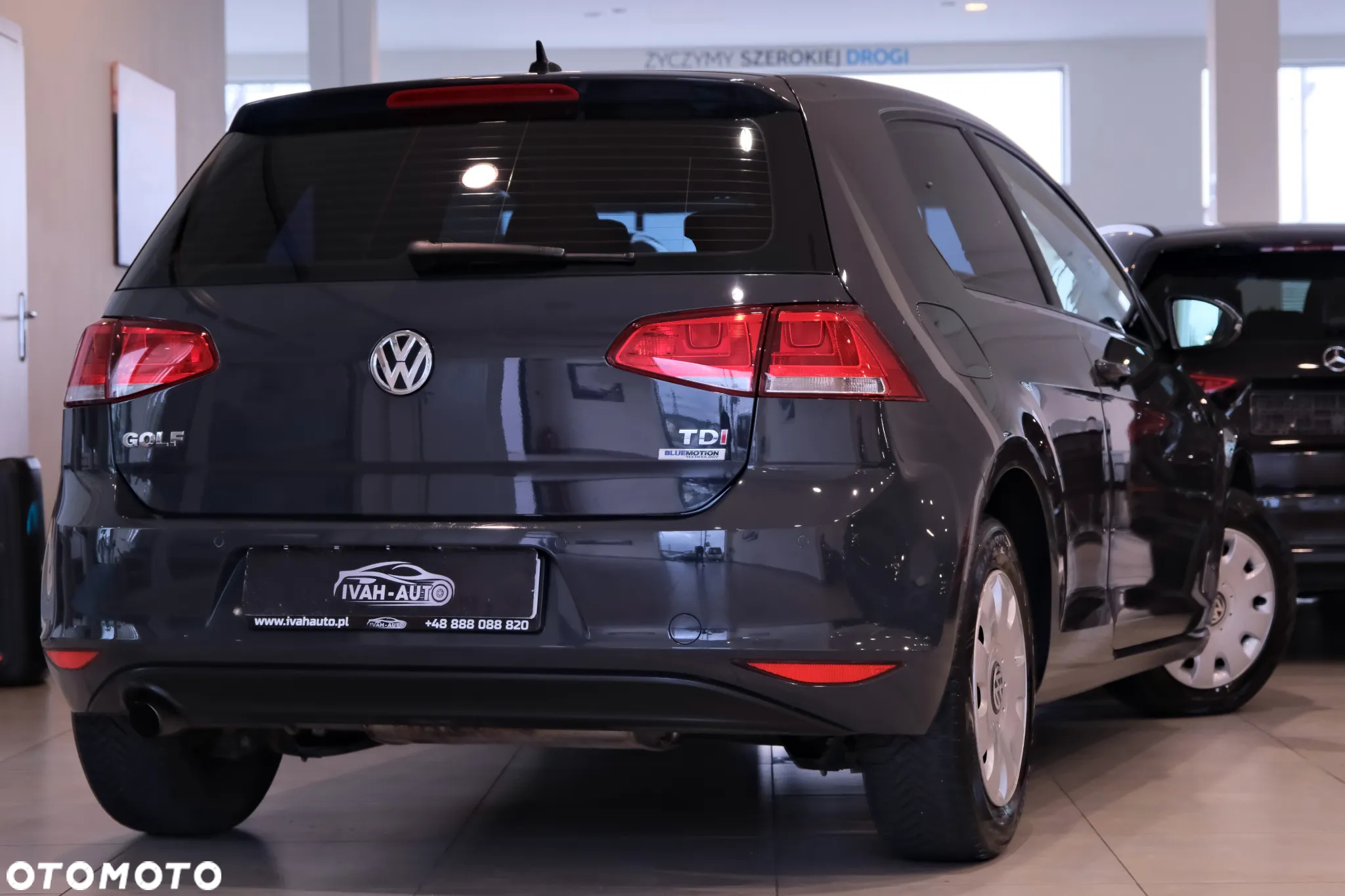 Volkswagen Golf 1.6 TDI BlueMotion Technology Cup - 13