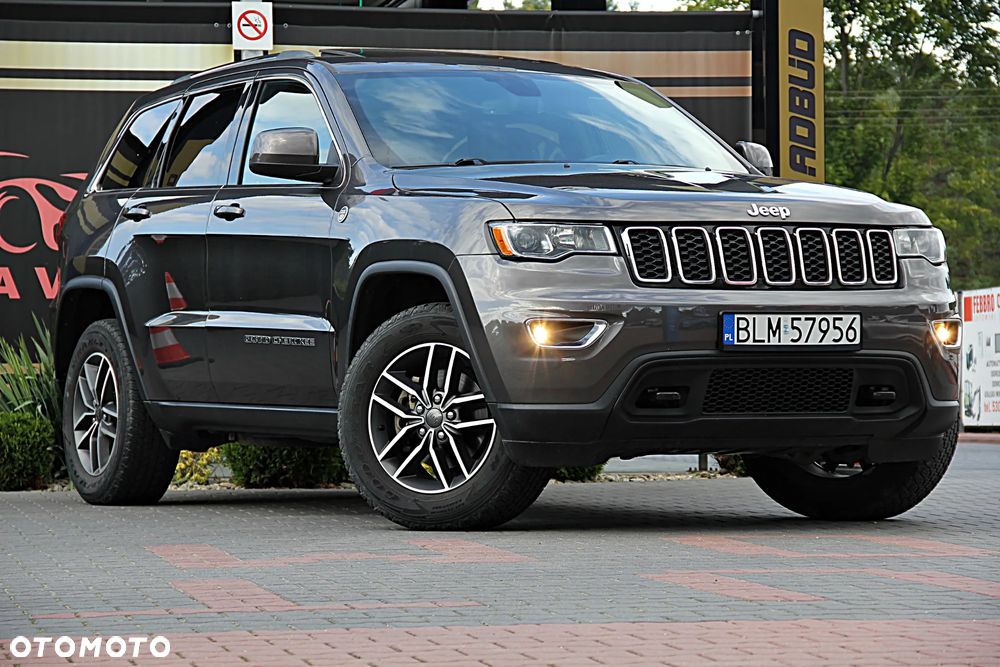 Jeep Grand Cherokee - 9