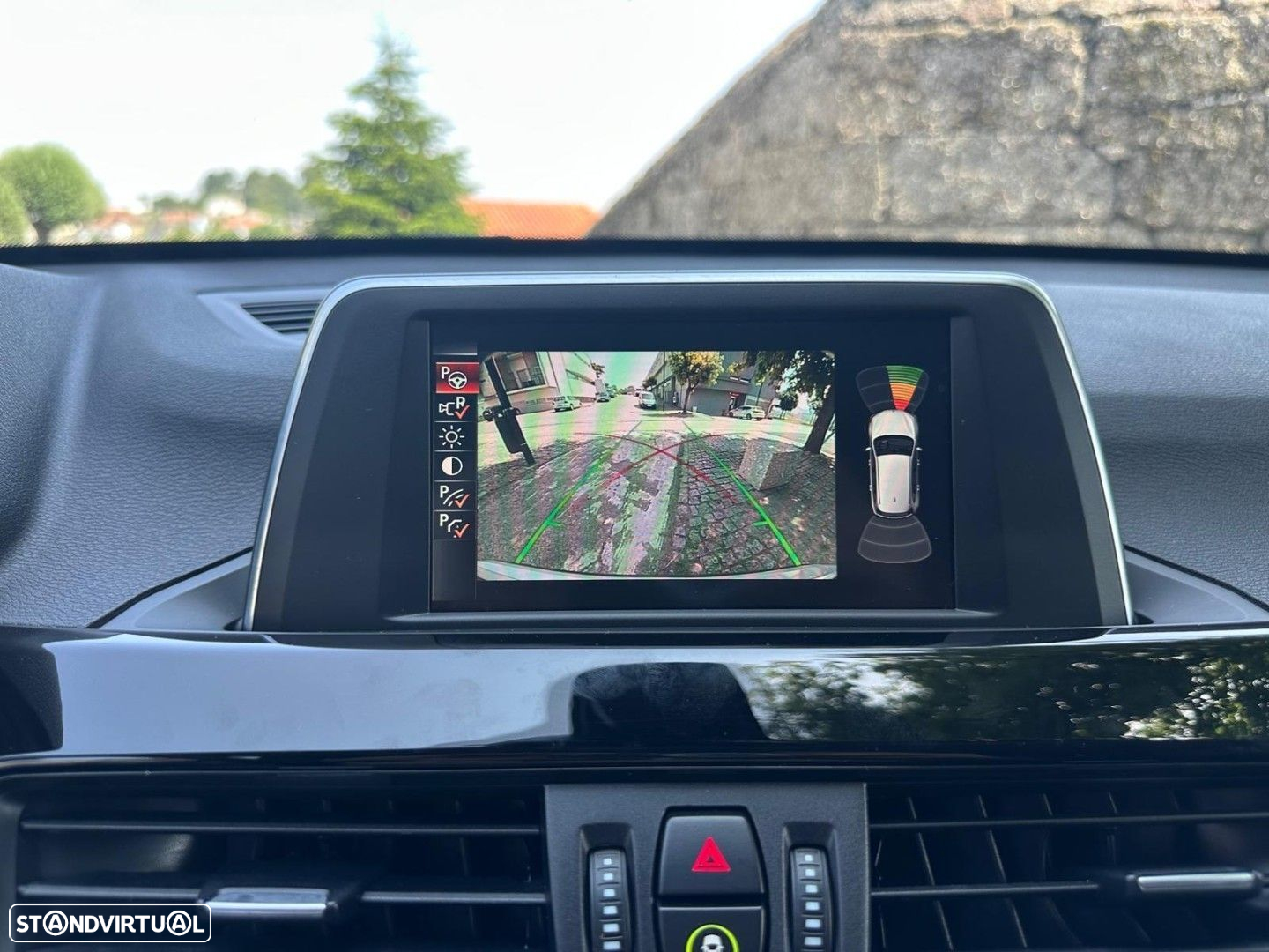 BMW X1 16 d sDrive Advantage - 9