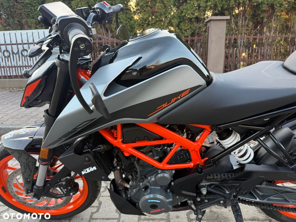 KTM Duke - 23
