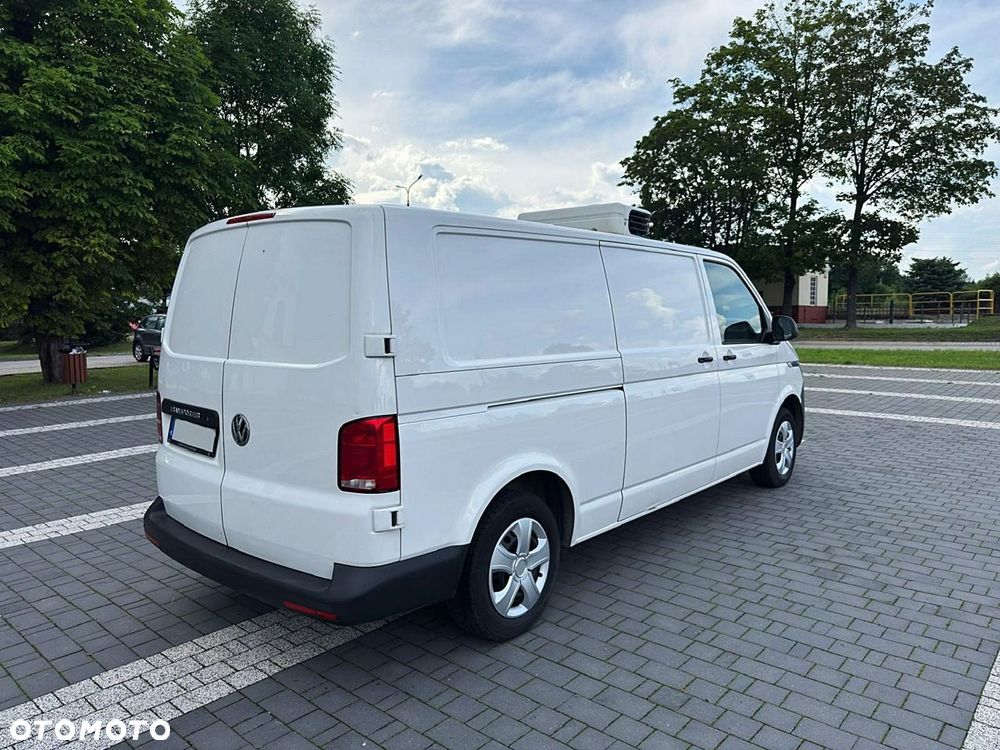 Volkswagen Transporter - 4