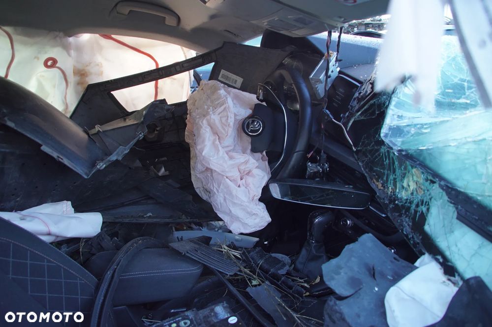 Auto na części - Skoda Kamiq 1.0 TSI 110 KM DLAA URG LF7C 2023R Silnik Skrzynia Drzwi Szyba Lusterko Lampa Deska Kokpit Sterownik Moduł Alternator Rozrusznik Czujnik - 8