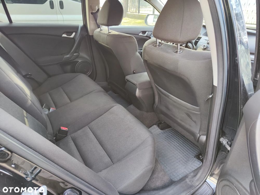 Honda Accord 2.0 Lifestyle - 12