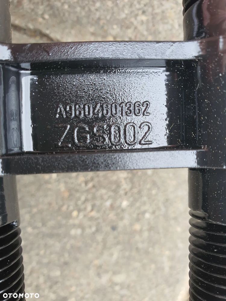 Przewód, rurka olejowa Mercedes Actros Axor MP4 Euro 6  9604601362 - 5