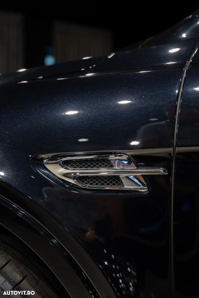 Bentley Bentayga 2018 photo 2