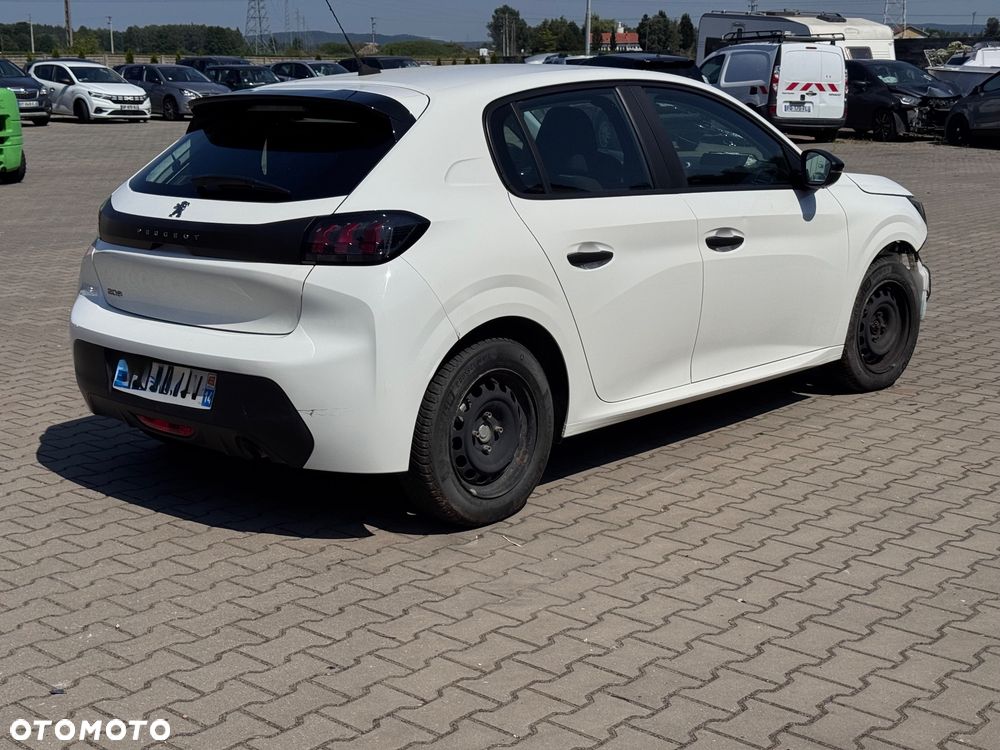 Peugeot 208 - 9