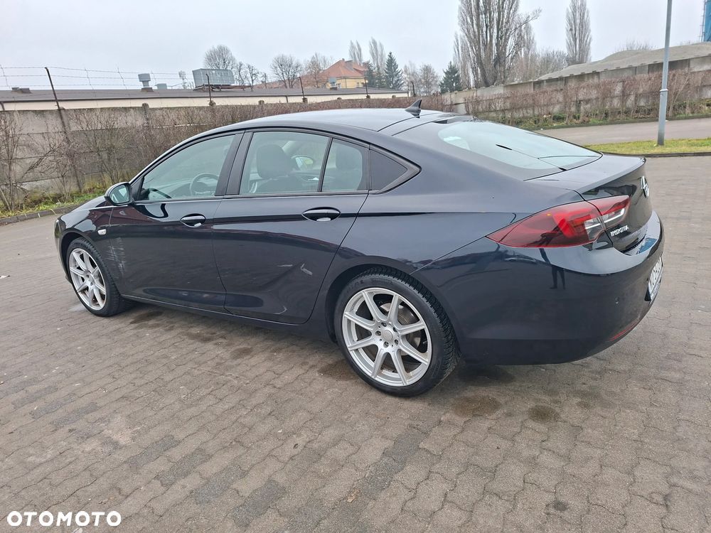 Opel Insignia 1.6 CDTI Enjoy S&S - 2