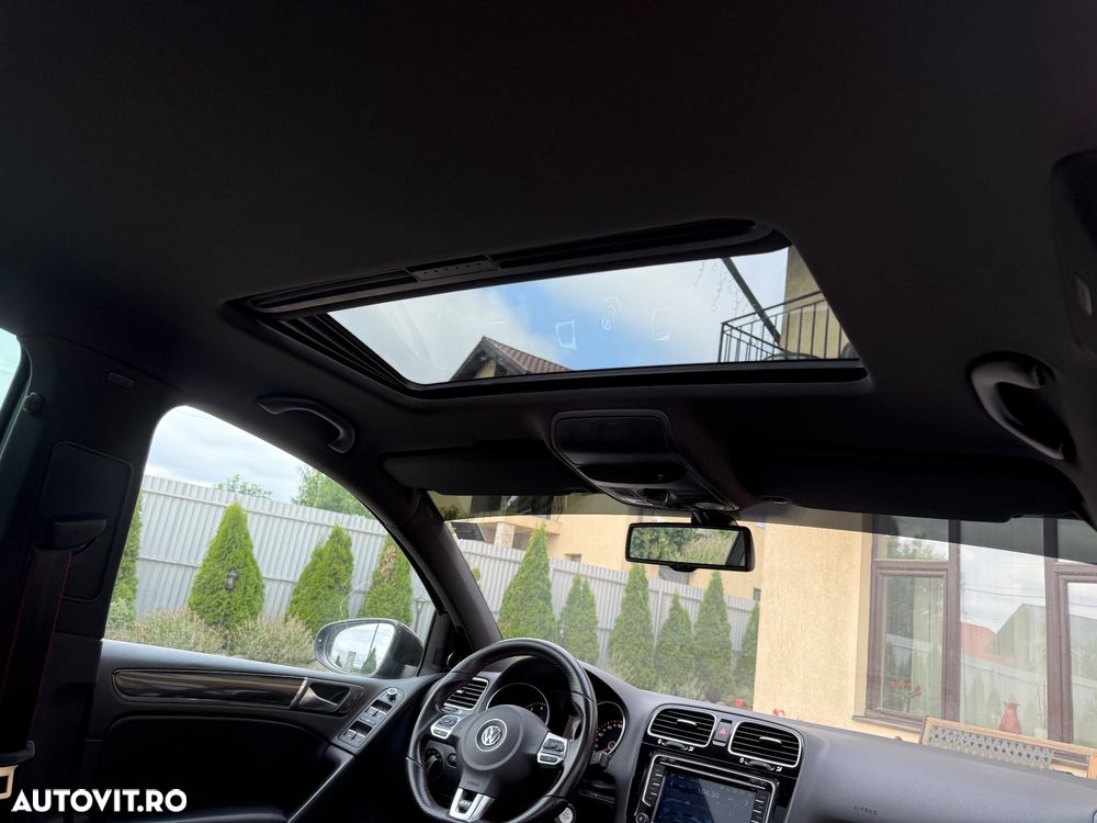 Volkswagen Golf 2.0 GTI DSG Edition 35 - 29