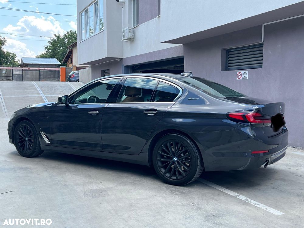 BMW Seria 5 530e xDrive AT PHEV - 5