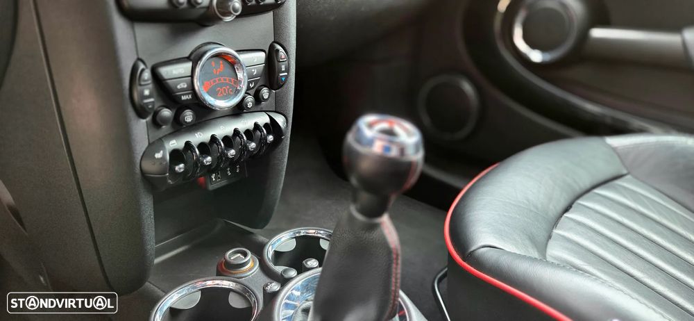MINI 3 Portas John Cooper Works - 4