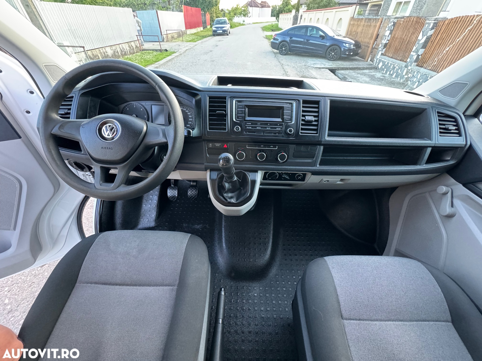 Volkswagen Transporter - 6