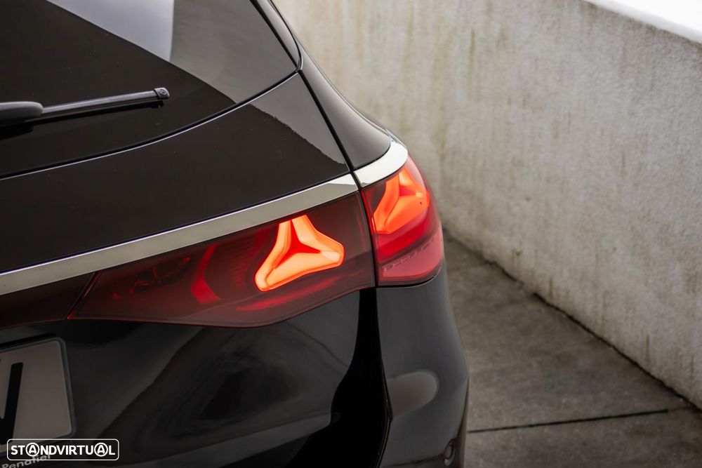 Mercedes-Benz E 300 - 13