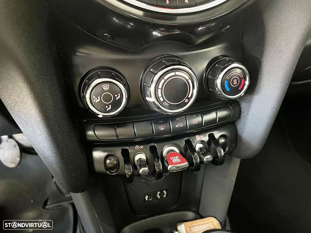 MINI 5 Portas One D - 15