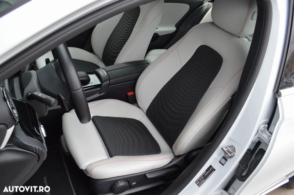 Mercedes-Benz A 180 d 7G-DCT Progressive - 8