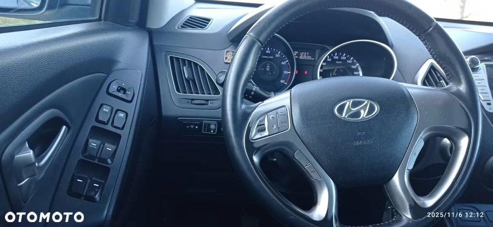 Hyundai ix35 - 10