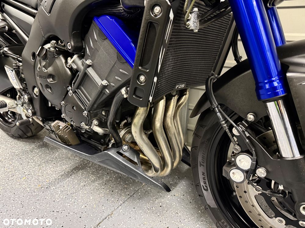 Yamaha FZ8 - 8