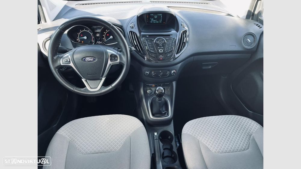 Ford Tourneo Courier 1.0 EcoBoost Titanium - 6