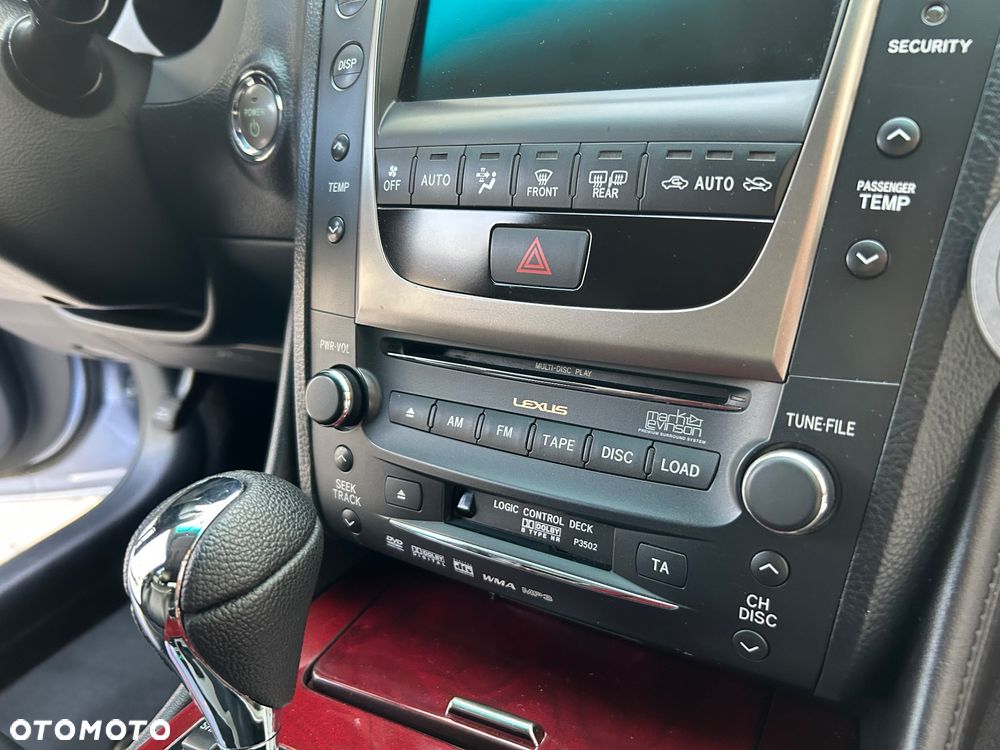 Lexus GS 450h - 24
