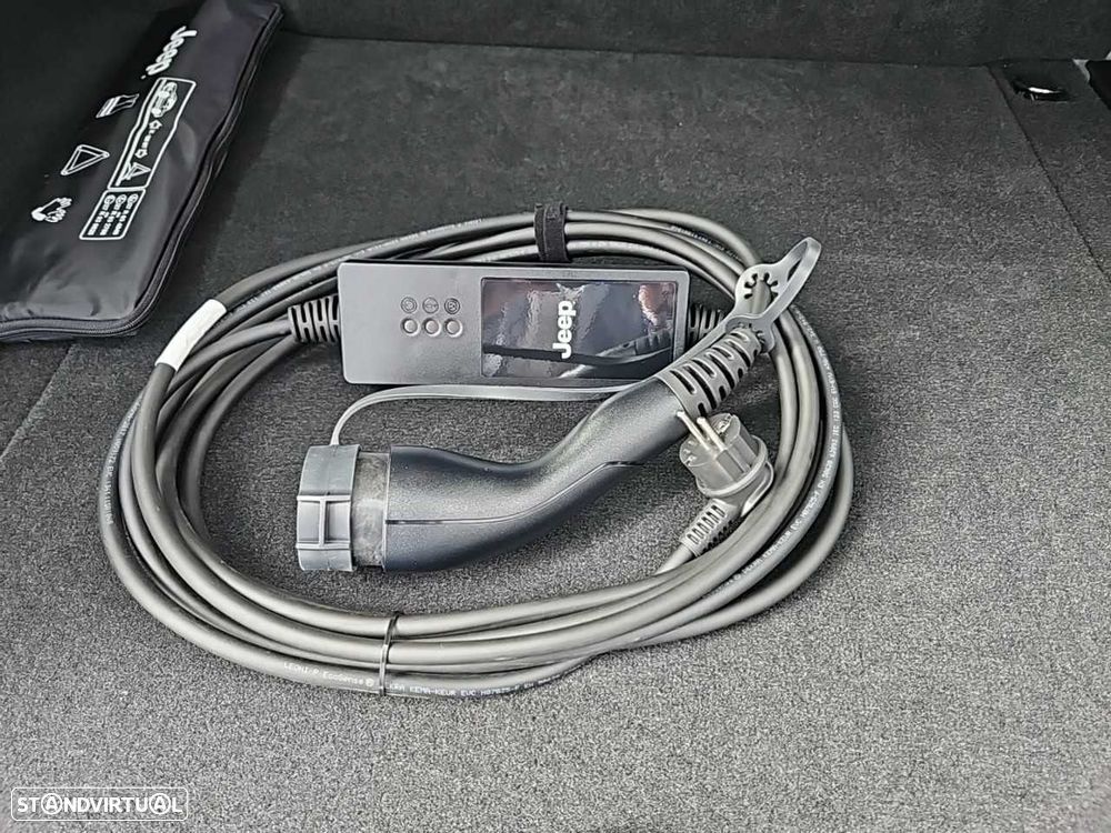 Jeep Wrangler Unlimited - 28