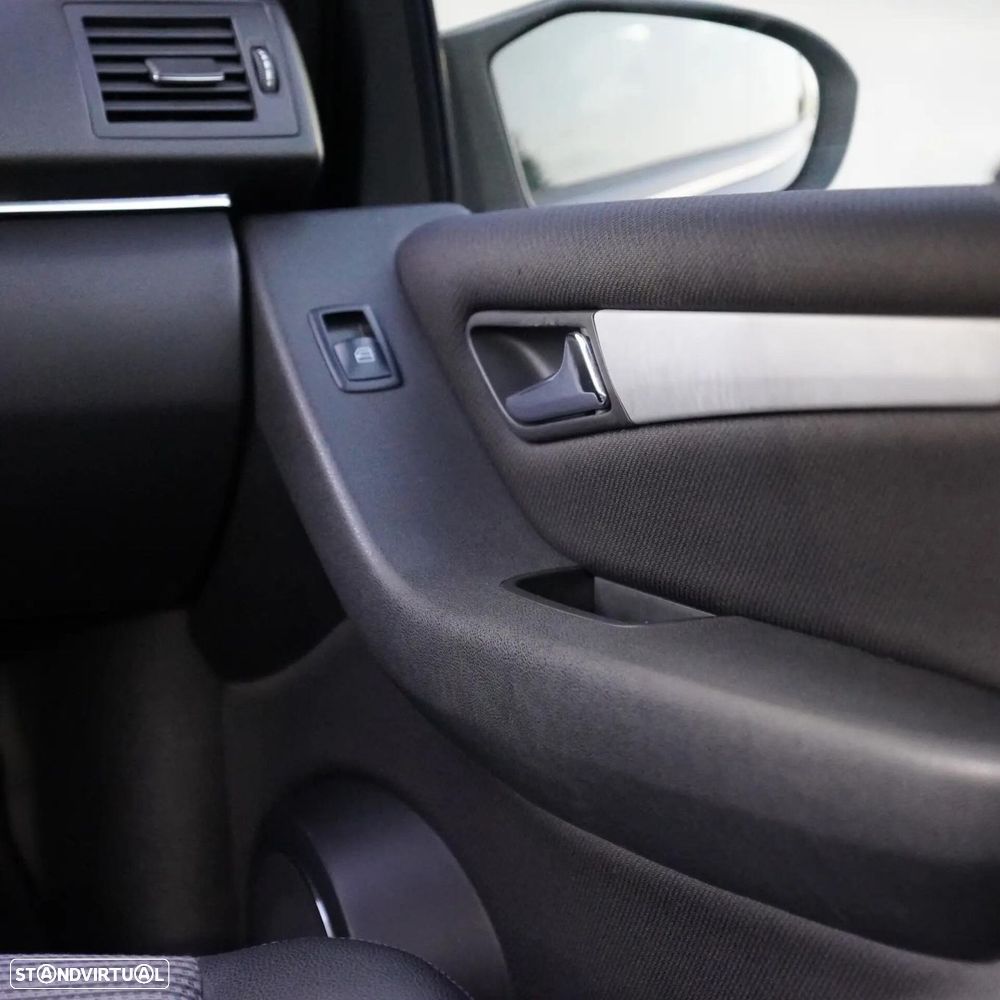 Mercedes-Benz B 150 Autotronic - 26