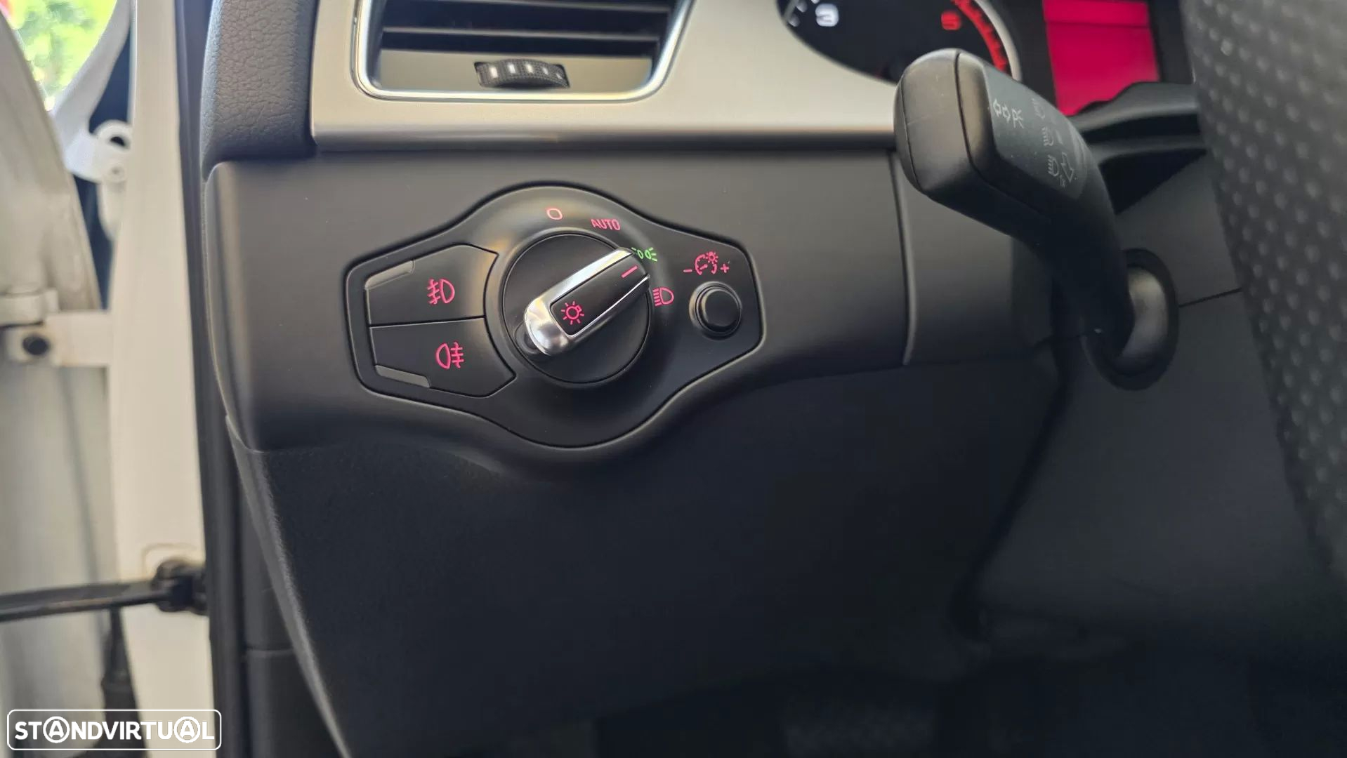 Audi A4 2.0 TDI S-line Multitronic - 32