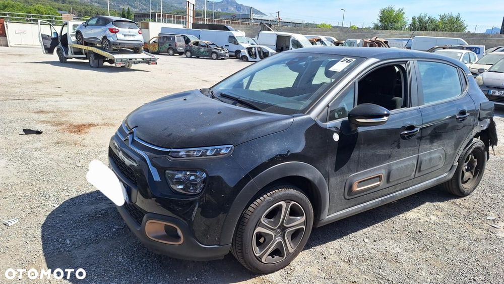 Citroën C3 1.2 PureTech Shine - 1