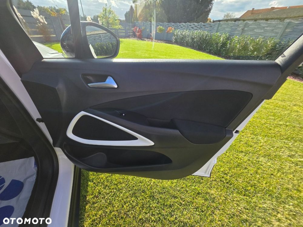 Opel Crossland X - 22