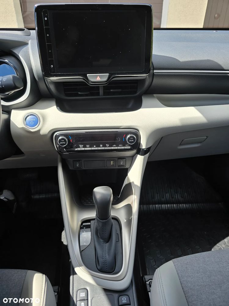 Toyota Yaris - 17