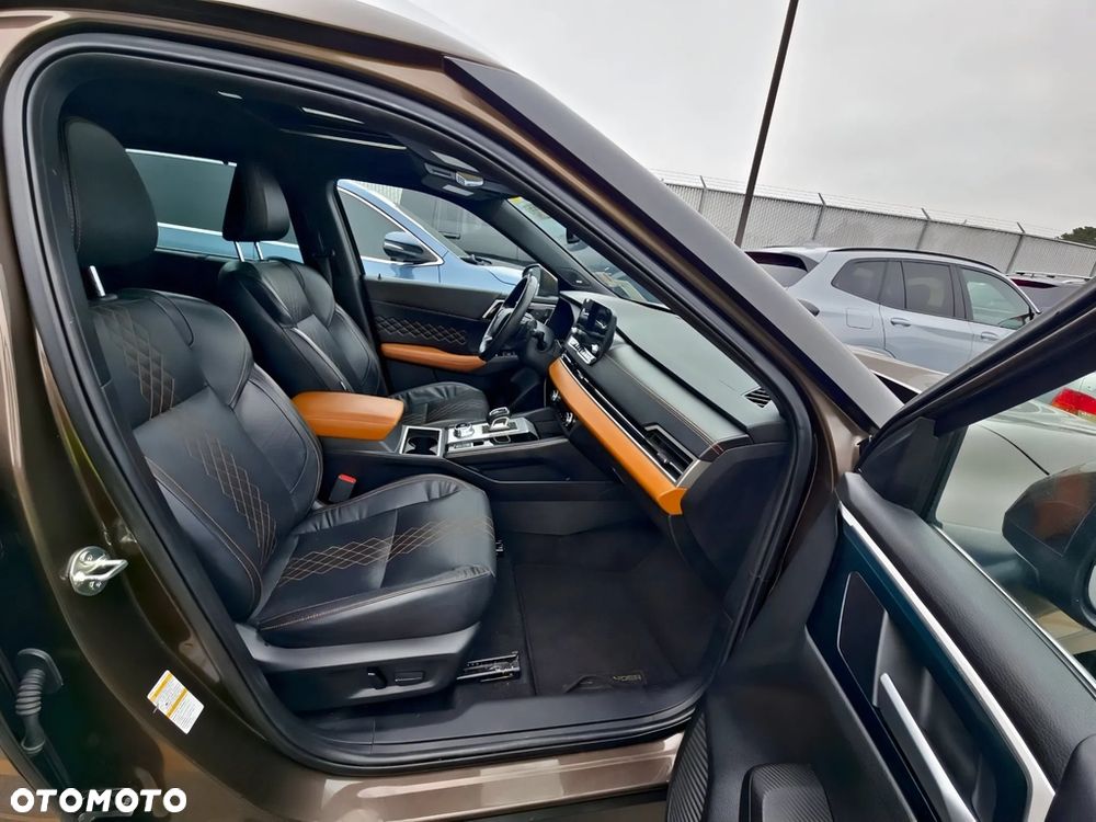 Mitsubishi Outlander - 10