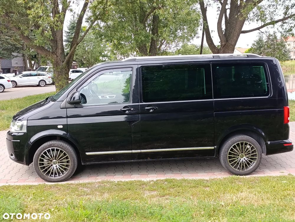 Volkswagen Multivan - 5