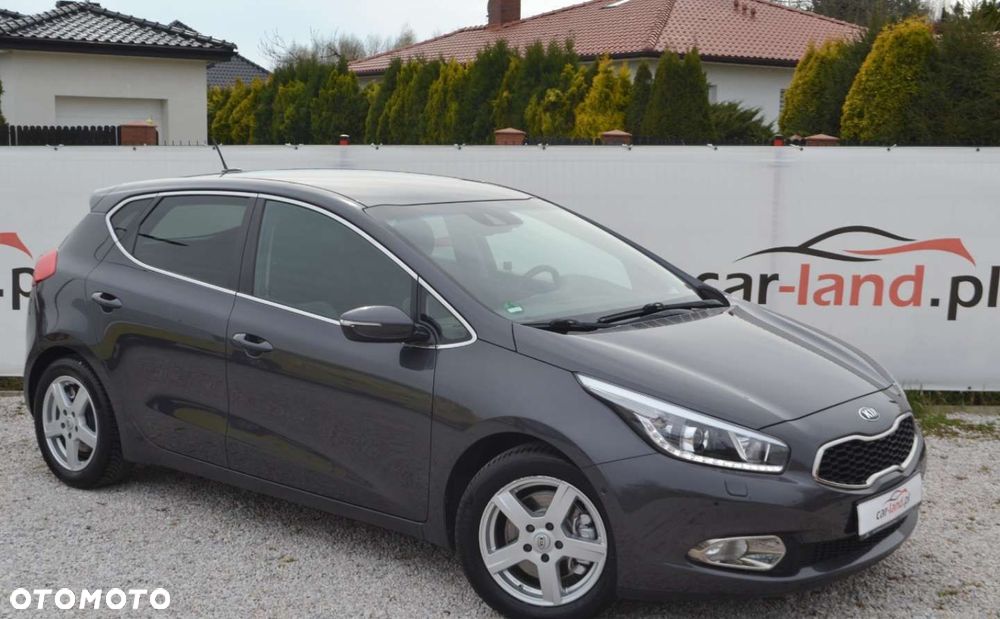 Kia Ceed 1.6 GDI DCT Platinum Edition - 4